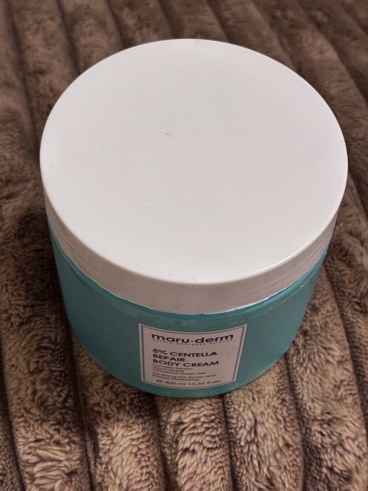 Maru Derm %5 Centella Onarıcı Vücut Kremi 400 ml - Görsel 2