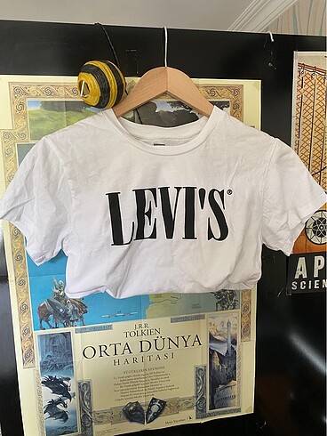 Levis tshirt