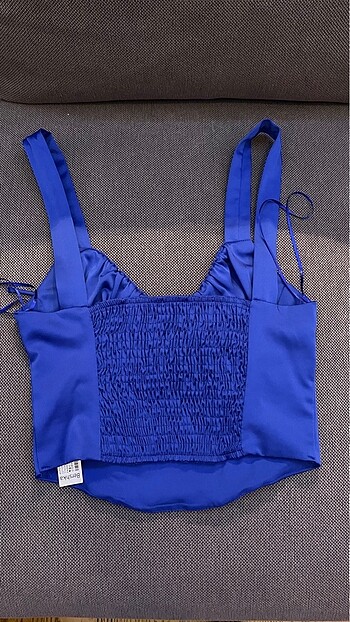 s Beden Bershka crop top