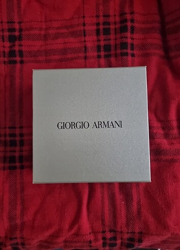 Giorgio Armani Hediye Kutusu