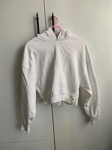 Beyaz crop sweat