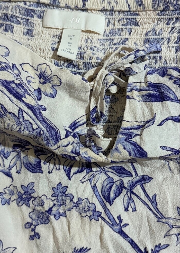 Hm çiçekli bluz - Görsel 2