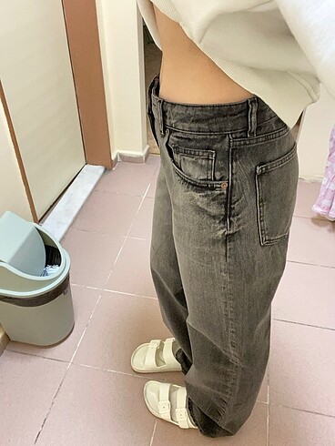 26 Beden siyah Renk Zara jean