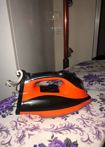 Turuncu Siyah Elektrikli Ütü - Görsel 2