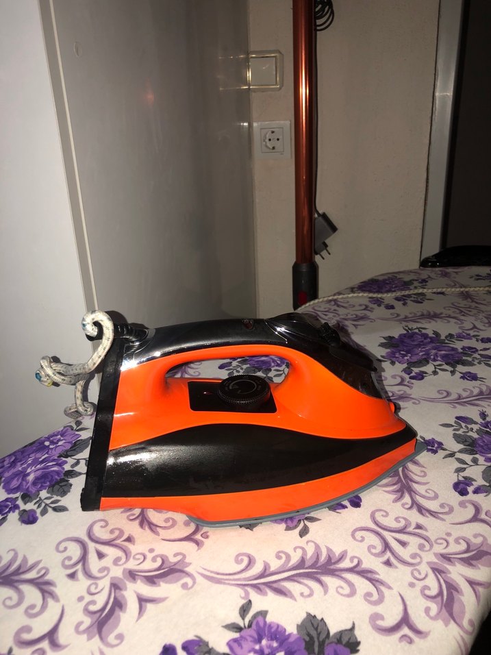 Turuncu Siyah Elektrikli Ütü - Görsel 2