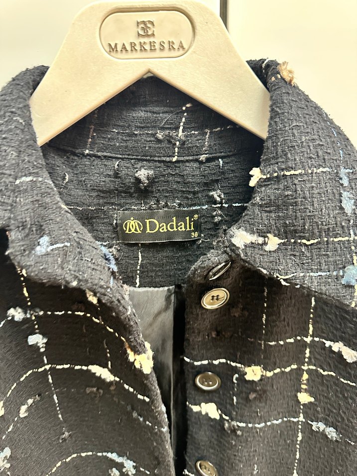 Düğmeli Siyah Midi Kadın Ceket - Görsel 4