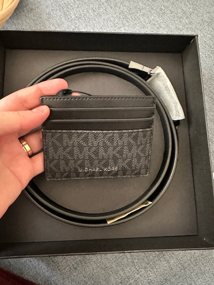 Michael Kors Desenli Siyah Cüzdan ve Kemer - Görsel 2