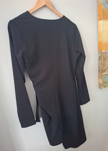 Siyah kruvaze asimetrik elbise - Görsel 4