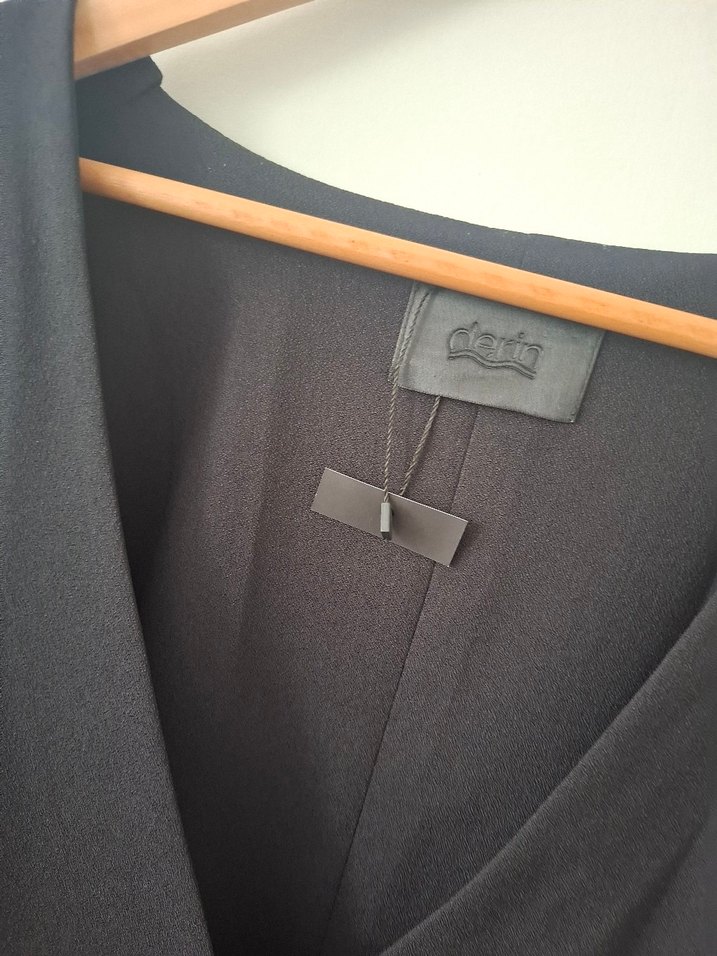 Siyah kruvaze asimetrik elbise - Görsel 2