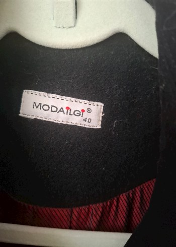 Çift Düğmeli Siyah Kaban - Görsel 2