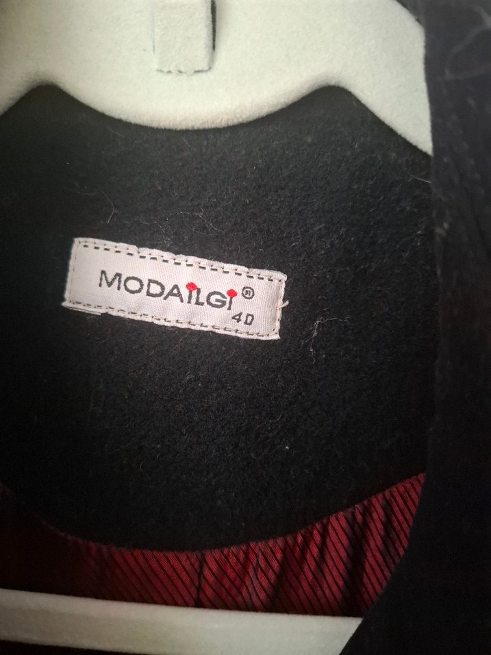 Çift Düğmeli Siyah Kaban - Görsel 2