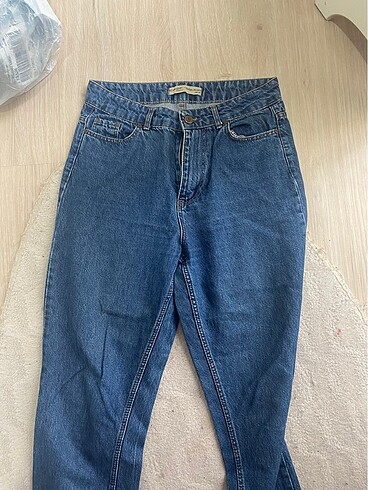 Kot mom jean