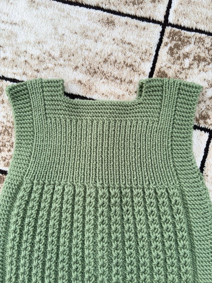 Kız Çocuk Örgü Kolsuz Yeşil Yelek - Görsel 5