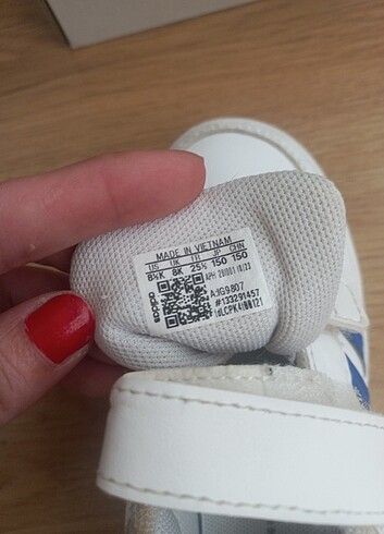25 Beden adidas çocuk ayakkabı