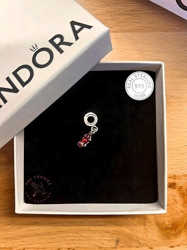 Pandora | Marvel Örümcek Adam Charm