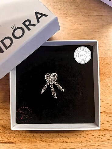 Pandora Pandora | Kalp ve Üç Yaprak Charm