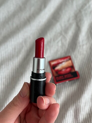  Beden Mac Ruby Woo Kırmızı Ruj