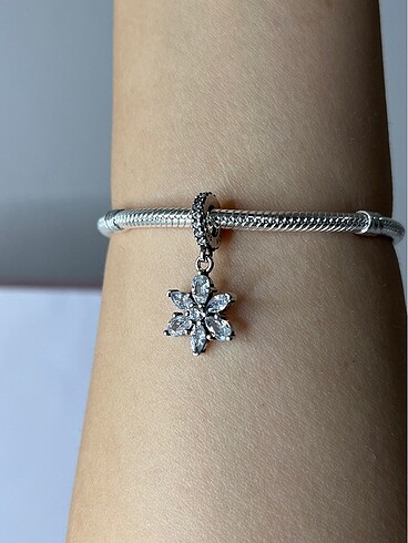 Işıltılı sallantılı herbaryum charm #beğeni