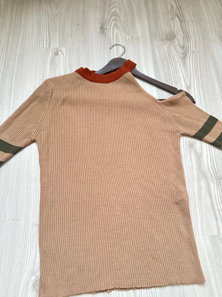 Bej Kadın Boğazlı Triko Kazak - Görsel 4