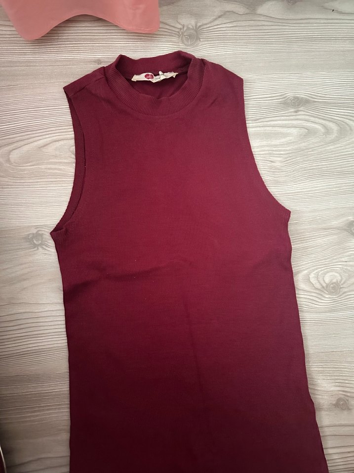 Bordo Yüksek Yaka Kolsuz Kadın Süveter - Görsel 4