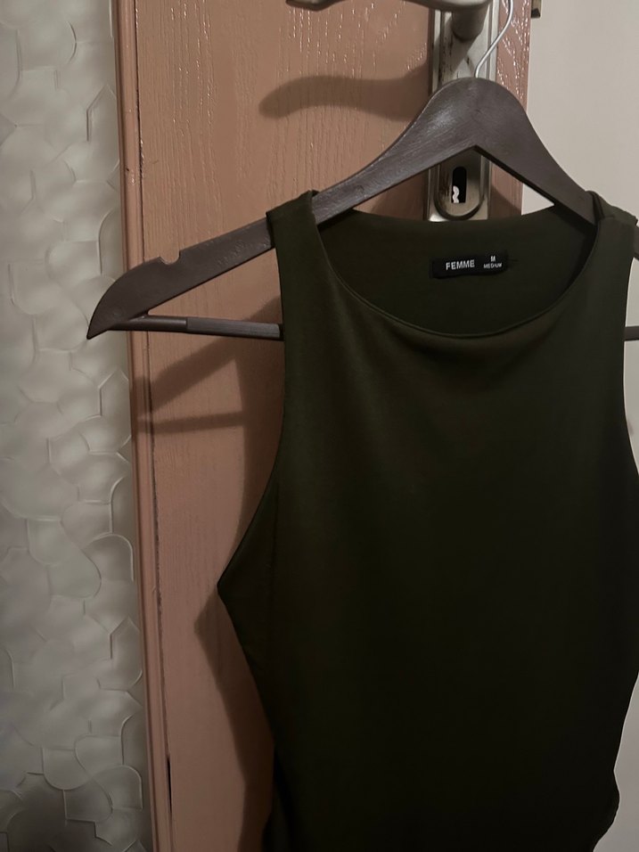 Koyu Yeşil Yüksek Yakalı Kolsuz Bodysuit - Görsel 5