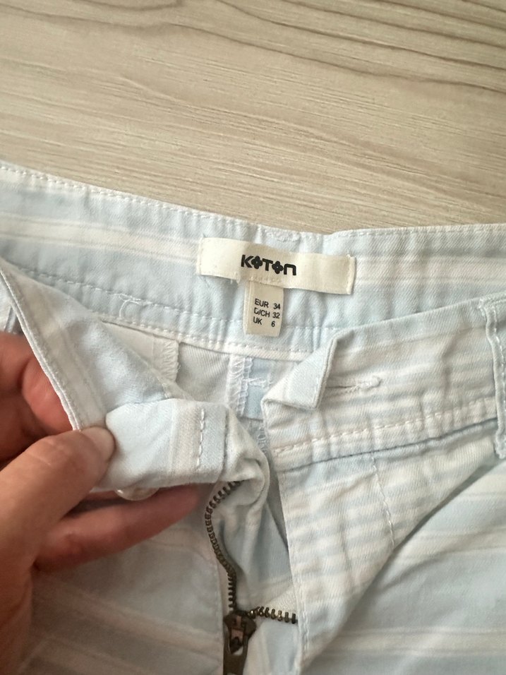 Mavi Bağlama Desenli Mini Şort - Görsel 2