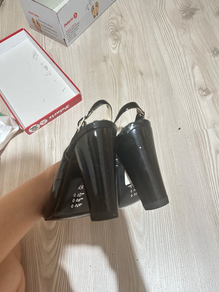 Siyah Rugan Stiletto Topuklu Kadın Ayakkabı - Görsel 2