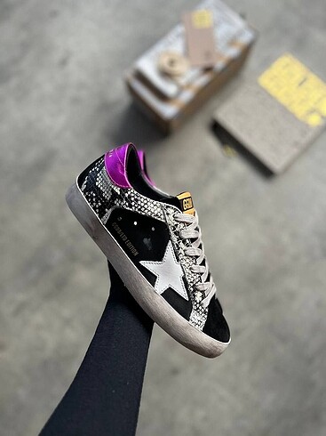 37 Beden GOLDEN GOOSE