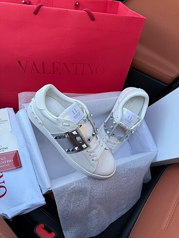 38 Beden Valentino Garavani Sneakers Zımbalı