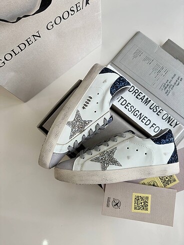 37 Beden beyaz Renk Golden Goose Sneaker