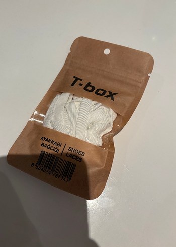 T-box Beyaz Minimalist Bağcıklı Ayakkabı İpi - Görsel 2