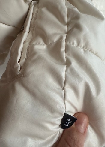 Kız Çocuk Beyaz Kapüşonlu Kürklü Mont - Görsel 5