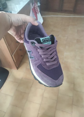 Mor Kadın Spor Ayakkabı Velcro Bağcıklı