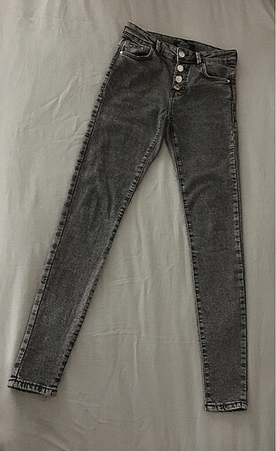 Bershka pantolon