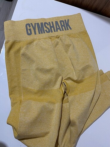 l Beden Gymshark tayt