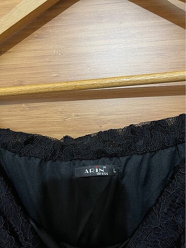 Küpürlü elbise - Görsel 4