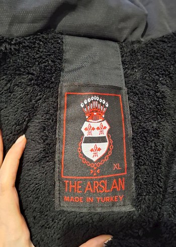 Siyah Kürklü Kadın/Erkek Kışlık Mont - Görsel 4