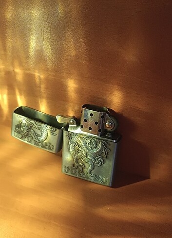  Özel seri metalik gümüş baskılı çakmak zippo cakmak