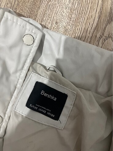 s Beden Bershka şişme mont