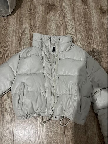 Bershka şişme mont