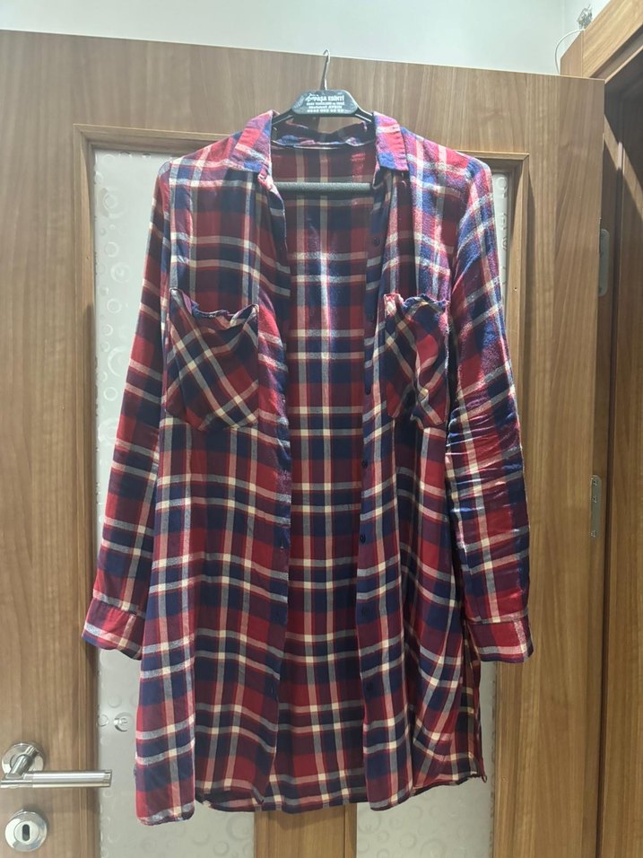 ZARA Marka Uzun Kollu Kadın Gömlek - Görsel 3