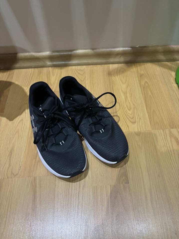 Under Armour Marka Erkek Koşu Ayakkabısı - Görsel 3