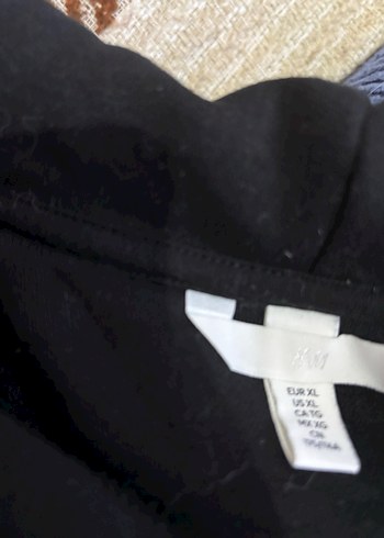 H&M Marka Siyah Fermuarlı Kadın Sweatshirt - Görsel 3