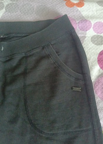 m Beden Siyah Rahat Kesim Capri Pantolon