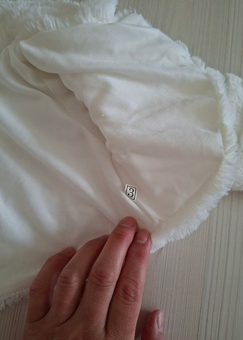 Kız Çocuk Beyaz Kürk Detaylı Bolero - Görsel 4