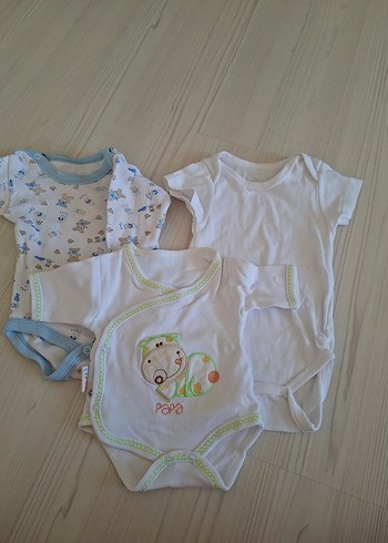 Bebek Erkek Pamuklu Beyaz Hastane Kıyafeti - Görsel 3