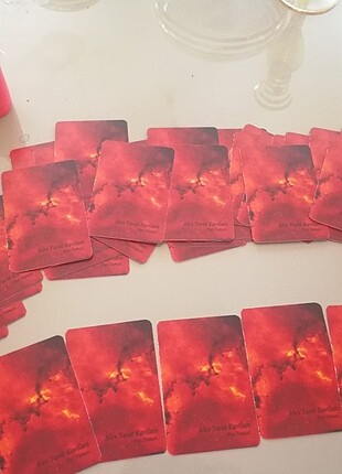 Alev tarot kartları