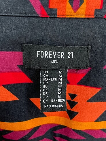 m Beden çeşitli Renk Forever 21 Gömlek %70 İndirimli.