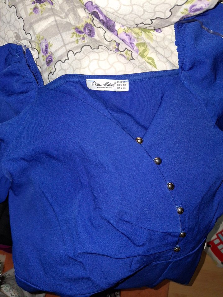 Mavi V Yaka Düğmeli Kalem Elbise - Görsel 2