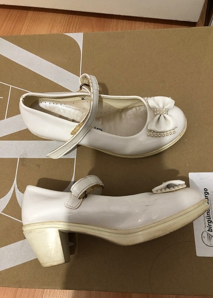 Çocuk topuklu ayakkabı - Görsel 3